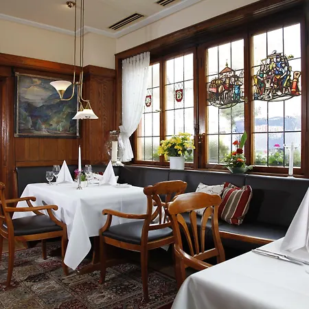 Hotel Warteck 3*