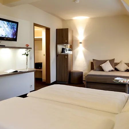 Warteck 3*