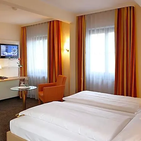 Szálloda Warteck 3*